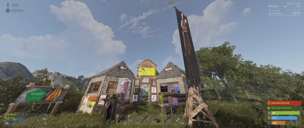 LpLuna Easter House One.png